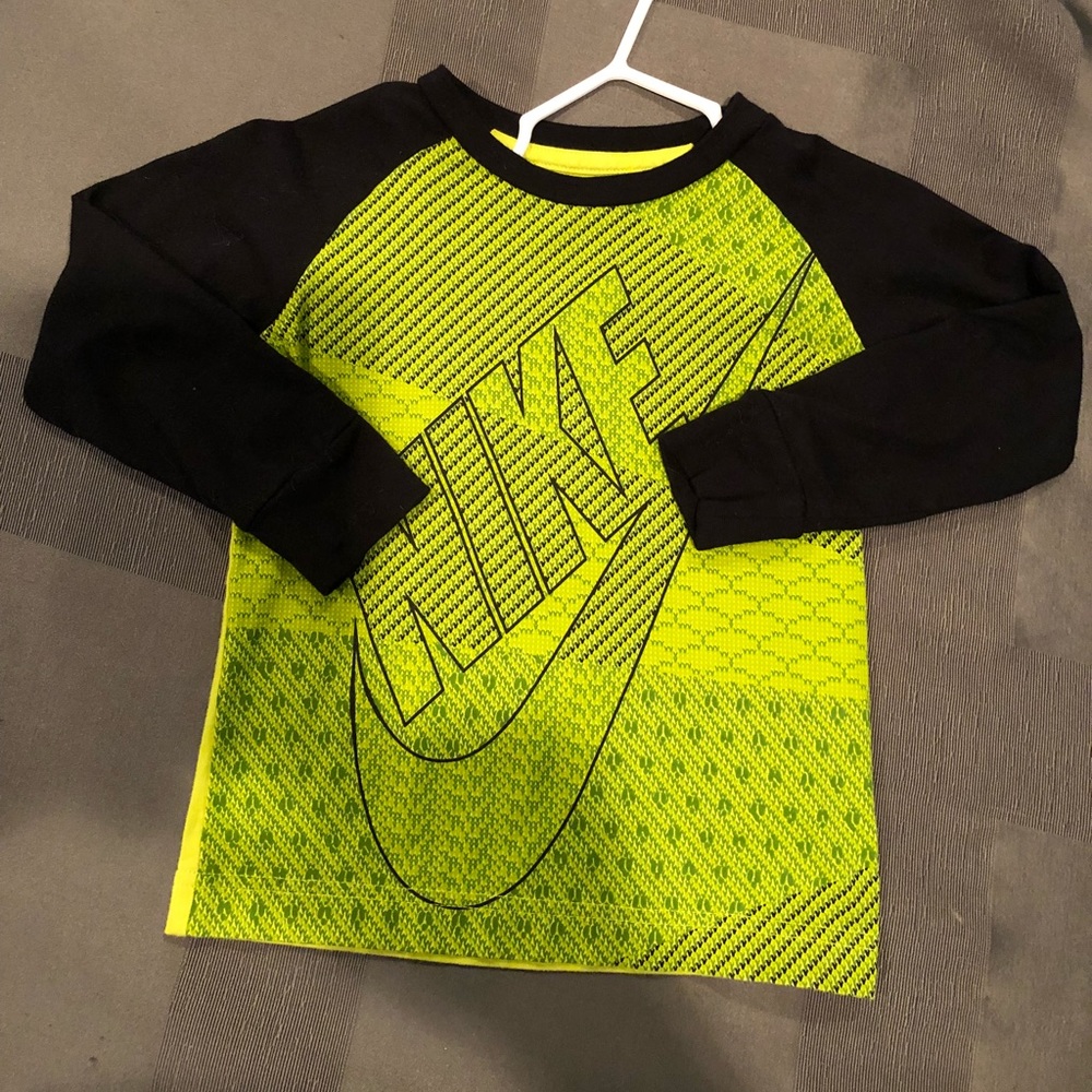 Nike 3t long sleeve shirt